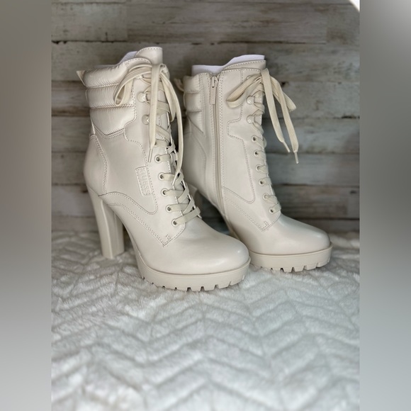 GUESS - Talore Bootie. 4.5 heel. Ivory color - Picture 5 of 11